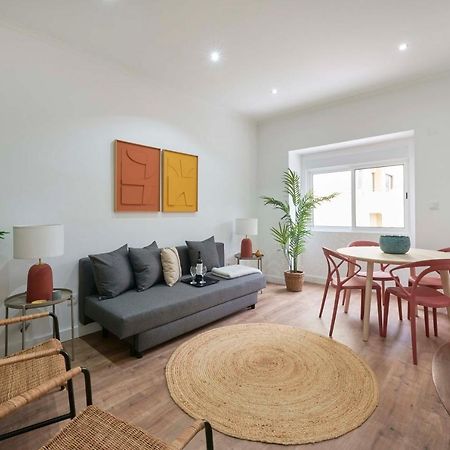 Spacious & Light-Filled 4Br Apartment By Timecoler 아마도라 외부 사진