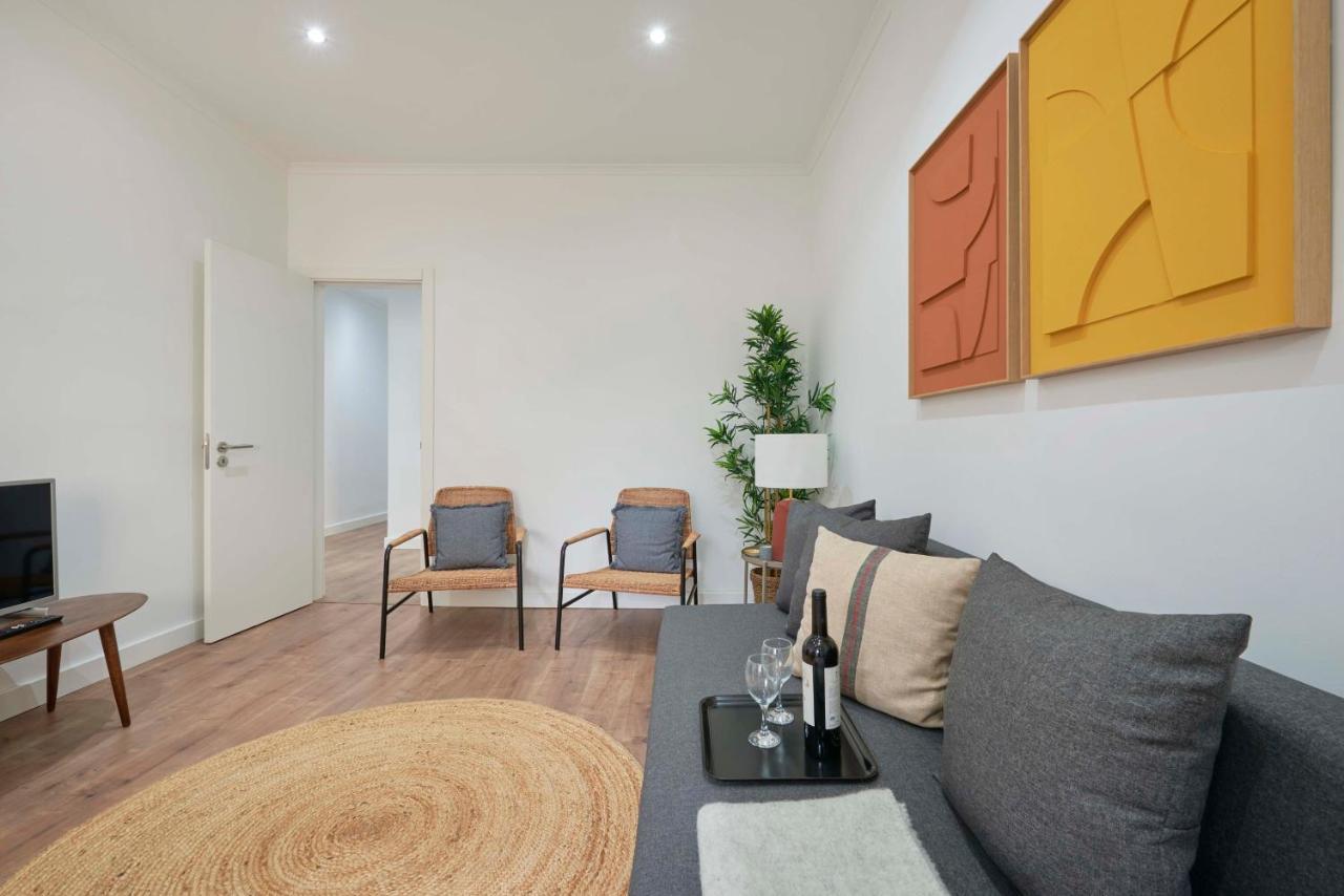 Spacious & Light-Filled 4Br Apartment By Timecoler 아마도라 외부 사진