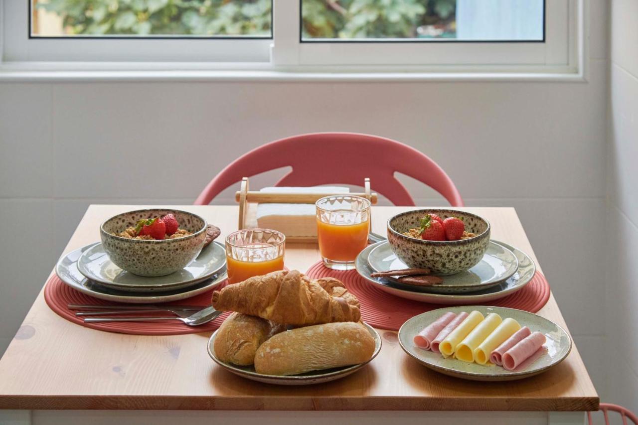 Spacious & Light-Filled 4Br Apartment By Timecoler 아마도라 외부 사진