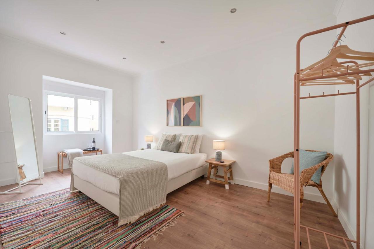 Spacious & Light-Filled 4Br Apartment By Timecoler 아마도라 외부 사진
