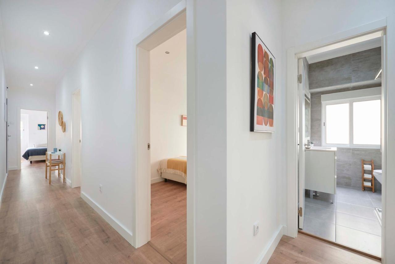 Spacious & Light-Filled 4Br Apartment By Timecoler 아마도라 외부 사진