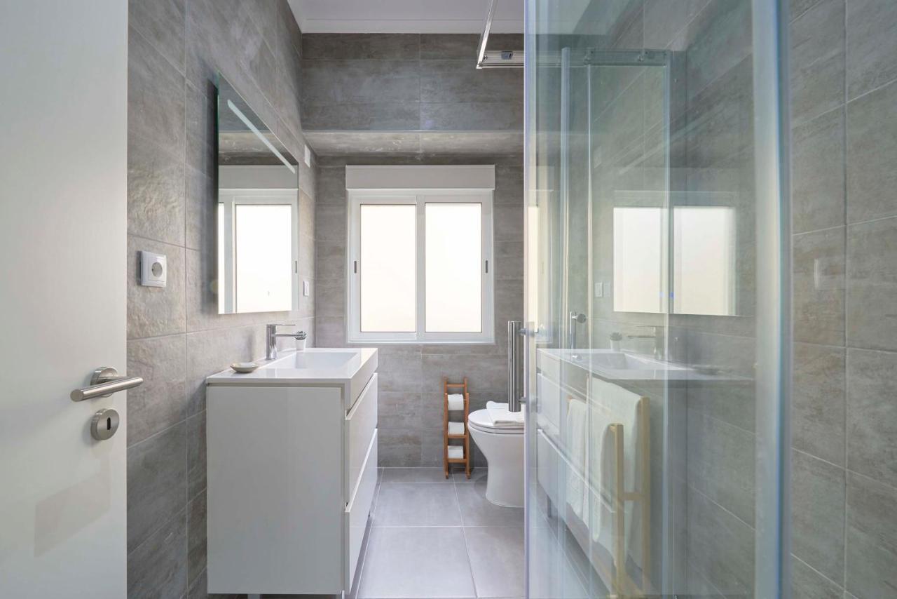 Spacious & Light-Filled 4Br Apartment By Timecoler 아마도라 외부 사진